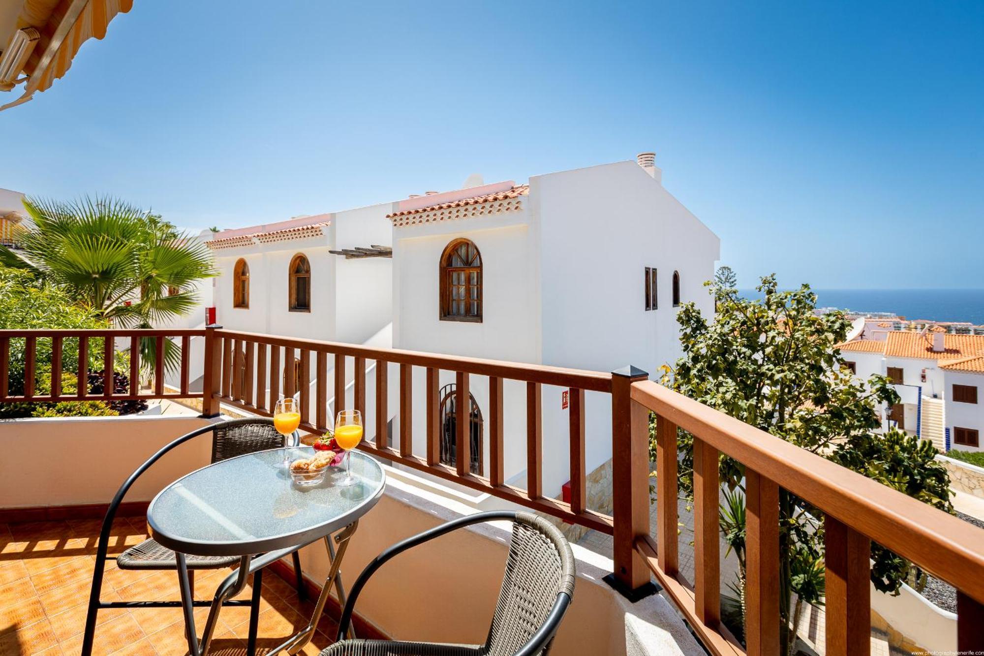 Las Bouganvillas Ocean View Адехе Екстер'єр фото